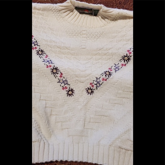GUC Outback Trading Co.’s Women’s Sweater Collection! - Picture 3 of 7